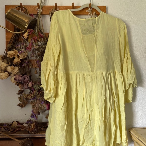 Greenish Yellow Tunic Top with Embroidery - Picture 5 of 5